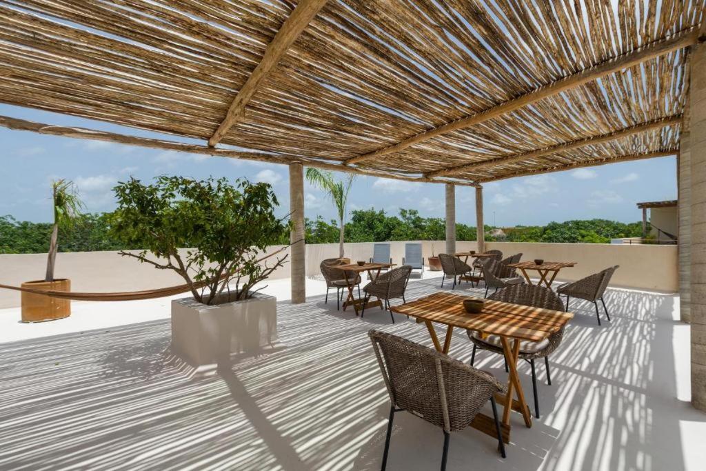 Koos Tulum Hotel Екстериор снимка